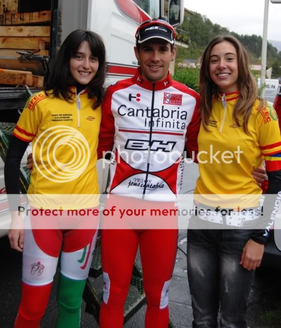 Isaac Suarez, Elena Lloret y Laura Vilanova